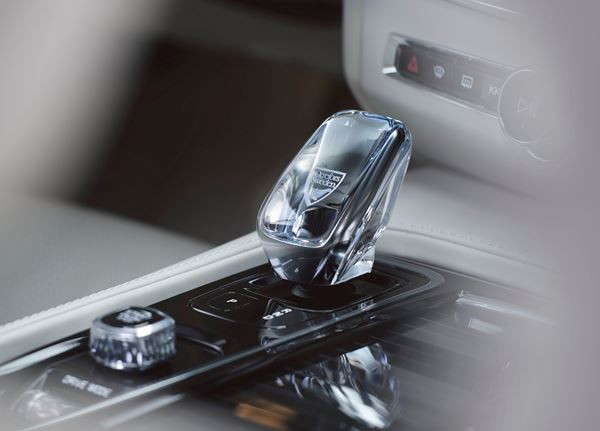 Le grand break Volvo V90 s'offre des micro retouches