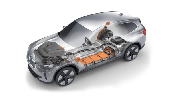 La BMW iX3 électrique affiche une autonomie de 460 km WLTP
