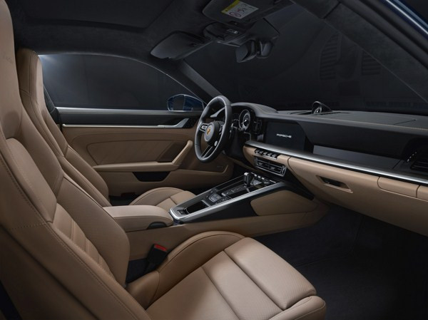La Porsche 911 Turbo Coupé débite une puissance de 580 ch