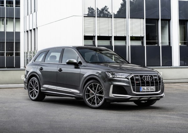 L’Audi SQ8 hautes performances embarque un moteur V8 TFSI biturbo de 507 ch