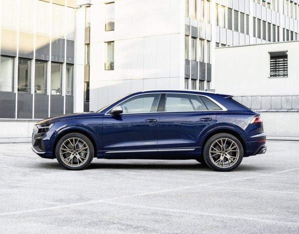 L’Audi SQ8 hautes performances embarque un moteur V8 TFSI biturbo de 507 ch