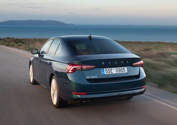 La berline Skoda Octavia affiche un design extérieur plus émotionnel