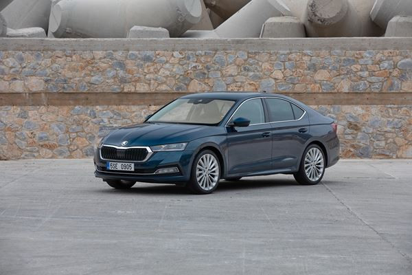 La berline Skoda Octavia affiche un design extérieur plus émotionnel