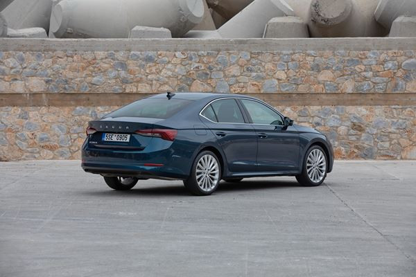 La berline Skoda Octavia affiche un design extérieur plus émotionnel