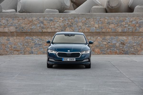 La berline Skoda Octavia affiche un design extérieur plus émotionnel