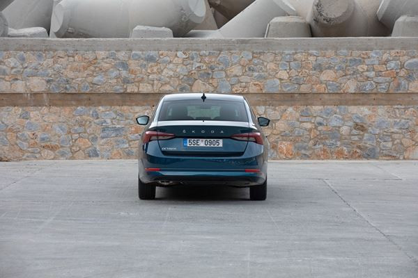 La berline Skoda Octavia affiche un design extérieur plus émotionnel