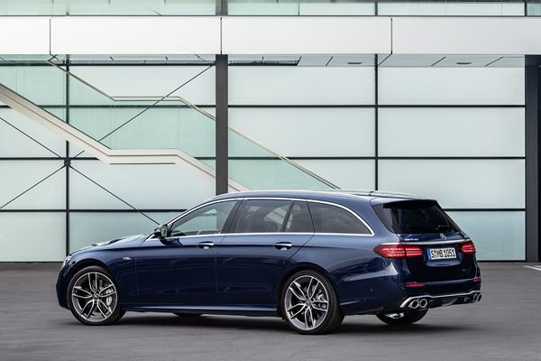 La Mercedes Classe E Break s'offre un design plus dynamique