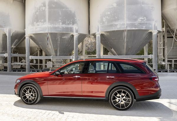 La Mercedes Classe E All-Terrain s'offre un design marquant