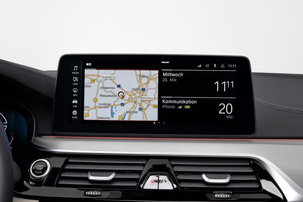 La BMW Série 5 Touring affiche une prestance renforcée