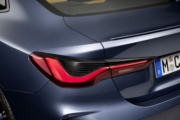 Le coupé deux-portes BMW Série 4 revendique une expérience de conduite sportive