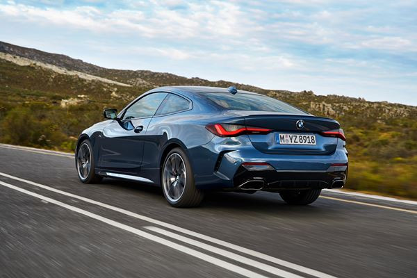 Le coupé deux-portes BMW Série 4 revendique une expérience de conduite sportive