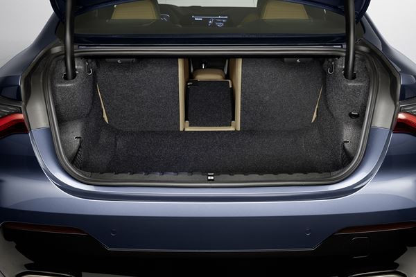 Le coupé deux-portes BMW Série 4 revendique une expérience de conduite sportive