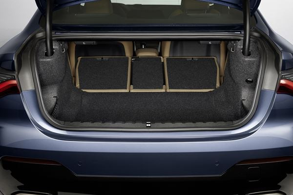 Le coupé deux-portes BMW Série 4 revendique une expérience de conduite sportive
