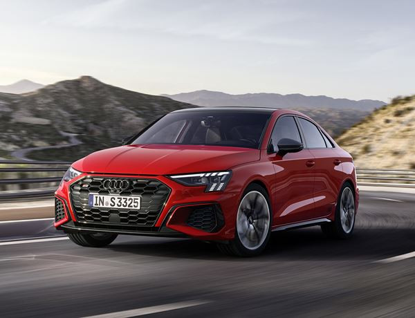 La compacte sportive Audi S3 Berline 2.0 TFSI délivre 310 ch et 400 Nm