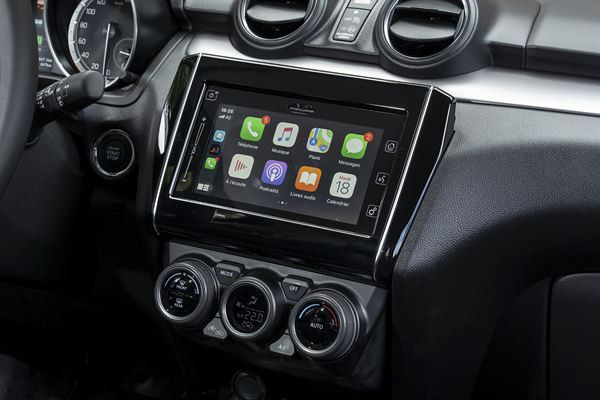 La Suzuki Swift restylée embarque une calandre 3D sportive