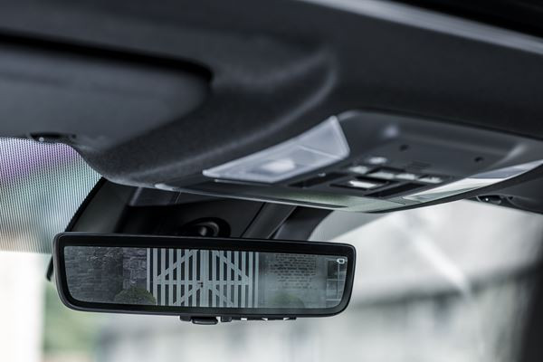 Le Toyota RAV4 Hybride Rechargeable affiche une autonomie électrique de 75 km