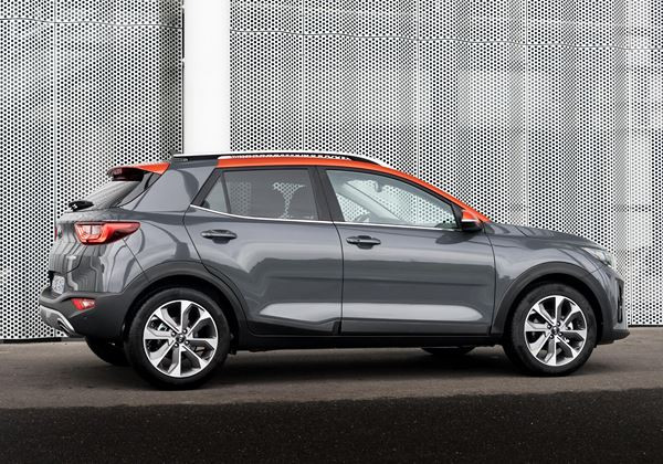Le crossover urbain Kia Stonic restylé évolue subtilement