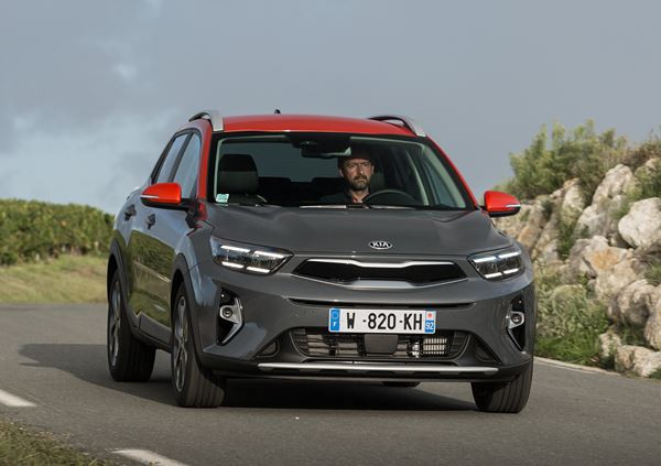 Le crossover urbain Kia Stonic restylé évolue subtilement