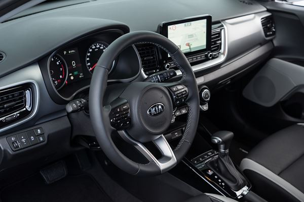 Le crossover urbain Kia Stonic restylé évolue subtilement