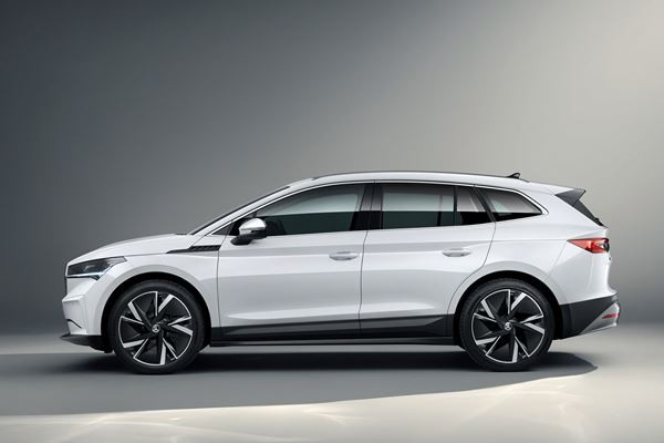 Le SUV électrique de taille intermédiaire Skoda Enyaq iV en approche