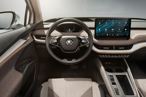 Le SUV électrique de taille intermédiaire Skoda Enyaq iV en approche