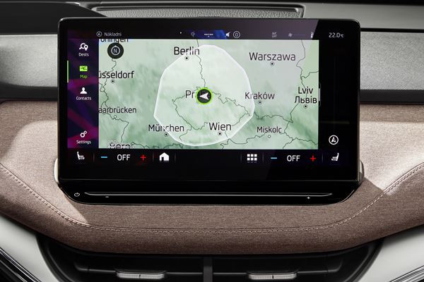 Le SUV électrique de taille intermédiaire Skoda Enyaq iV en approche