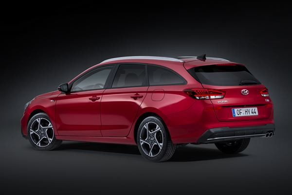 Le break Hyundai i30 SW restylé adopte un design plus aérodynamique