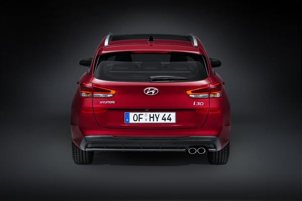 Le break Hyundai i30 SW restylé adopte un design plus aérodynamique