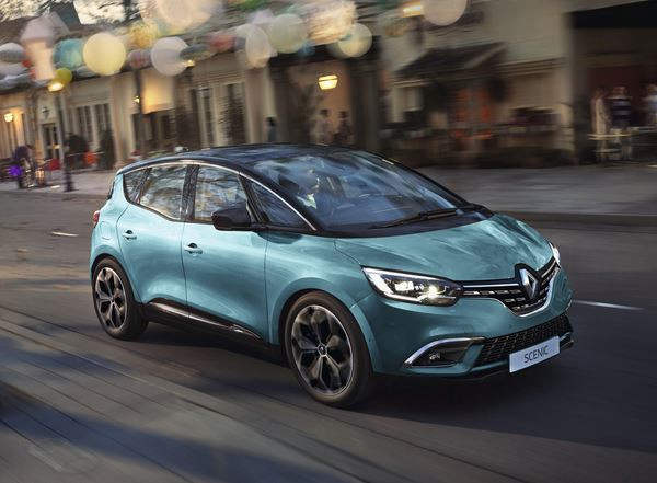Le Renault Scenic s’offre un design très légèrement rafraichi