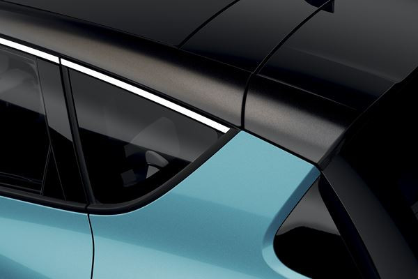 Le Renault Scenic s’offre un design très légèrement rafraichi