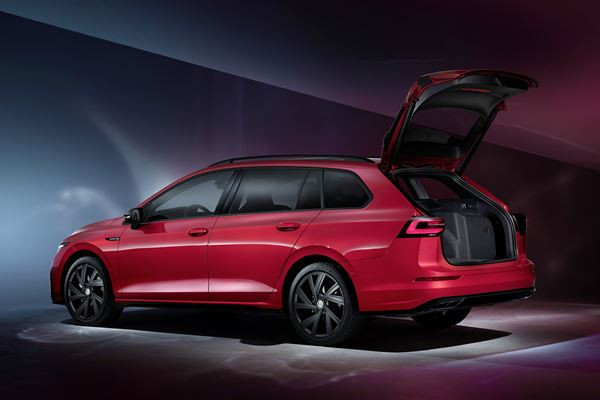 La Volkswagen Golf SW offre davantage d'espace aux places arrière