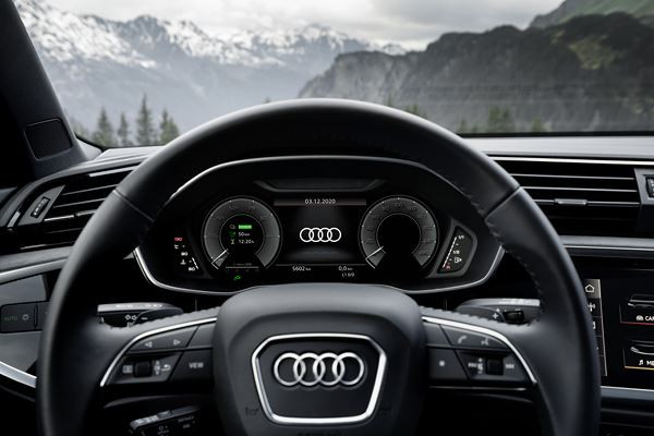 L’Audi Q3 45 TFSI e hybride rechargeable affiche une autonomie électrique de 51 km