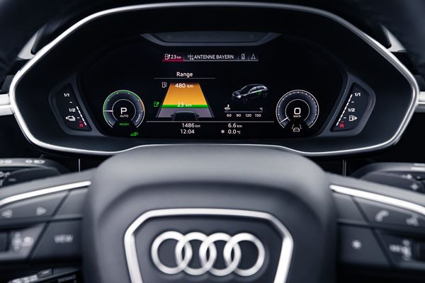 L’Audi Q3 45 TFSI e hybride rechargeable affiche une autonomie électrique de 51 km