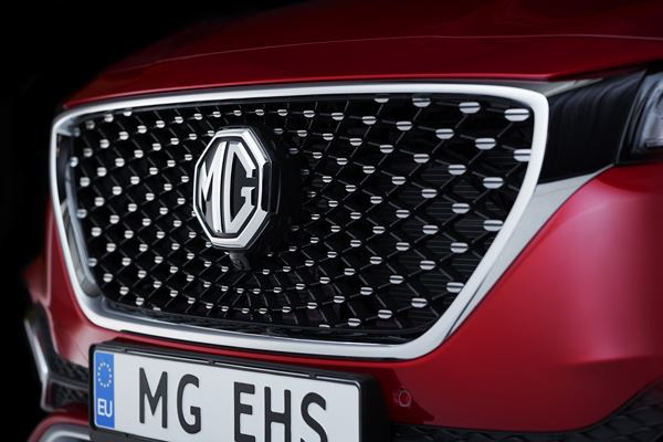 Le SUV hybride rechargeable MG EHS affiche une autonomie électrique de 52 km