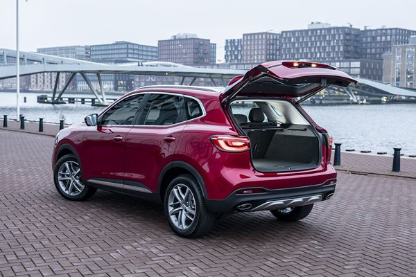 Le SUV hybride rechargeable MG EHS affiche une autonomie électrique de 52 km