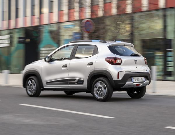 Dacia Spring: une mini-citadine électrique accessible d'une autonomie de 230 km