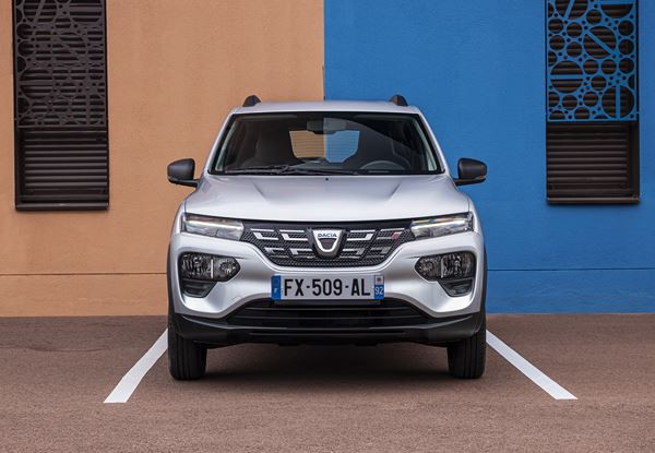 Dacia Spring: une mini-citadine électrique accessible d'une autonomie de 230 km