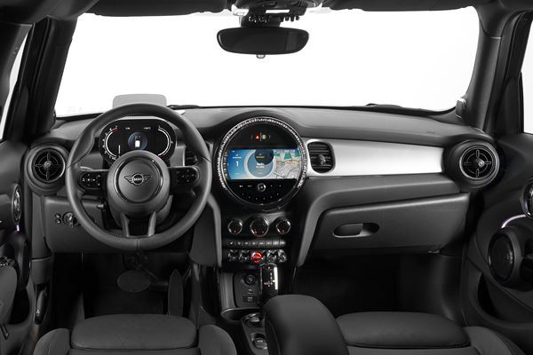 La Mini 5 portes s'offre une légère mise à jour