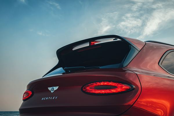 La Bentley Bentayga S V8 4.0 litres biturbo développe 550 ch