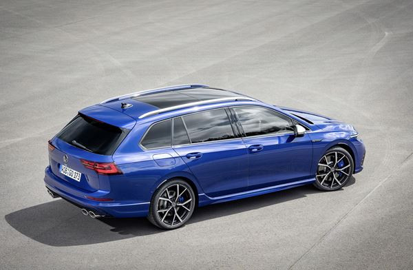 Le break Volkswagen Golf R SW 2.0 litres TSI débite une puissance de 320 ch