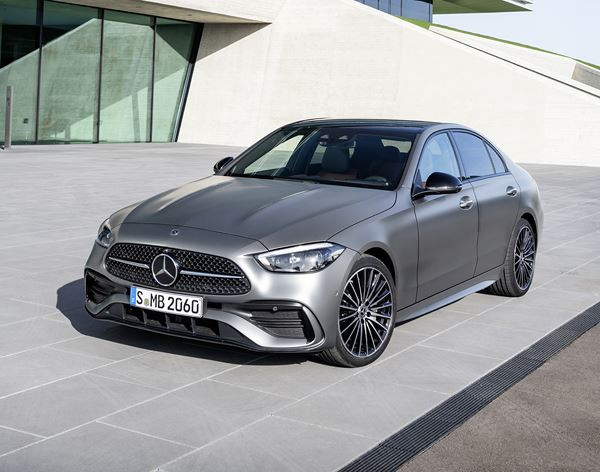 La Mercedes-Benz Classe C embarque les équipements high-tech de la Classe S