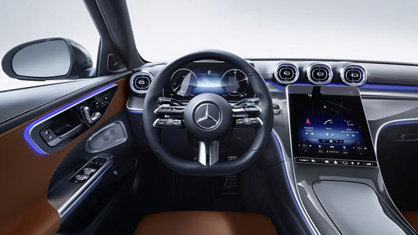 La Mercedes-Benz Classe C embarque les équipements high-tech de la Classe S