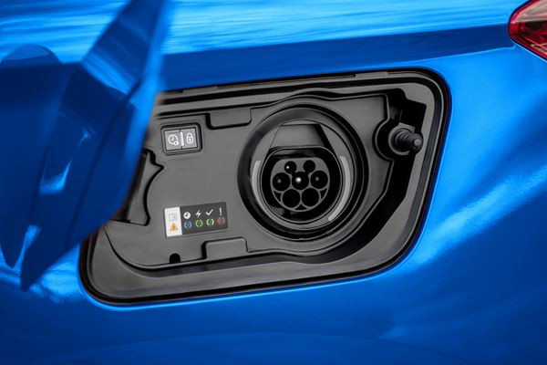 Le SUV compact Opel Grandland arbore le visage de la marque Opel Vizor