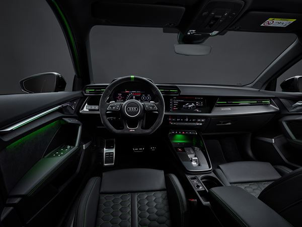 L'Audi RS 3 Berline propose une dynamique de conduite haute performance