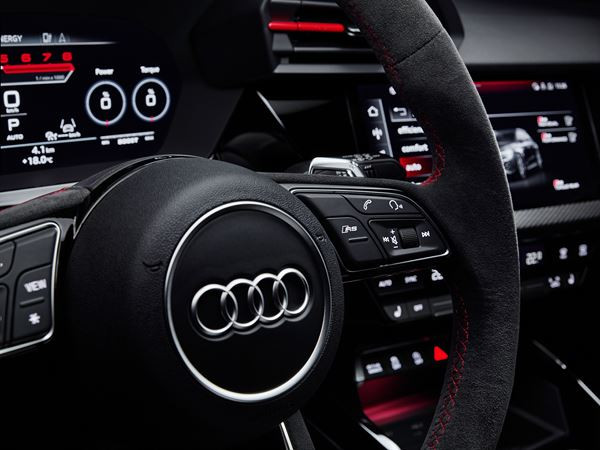 L'Audi RS 3 Berline propose une dynamique de conduite haute performance