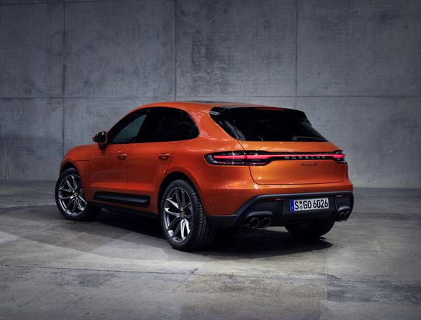 Le Porsche Macan affiche des lignes sportives plus affûtées