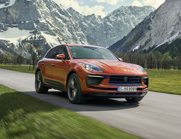 Le Porsche Macan affiche des lignes sportives plus affûtées