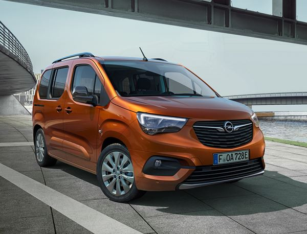 Le ludospace Opel Combo e-Life électrique affiche 280 km d'autonomie