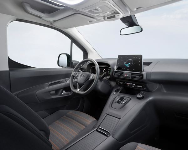 Le ludospace Opel Combo e-Life électrique affiche 280 km d'autonomie