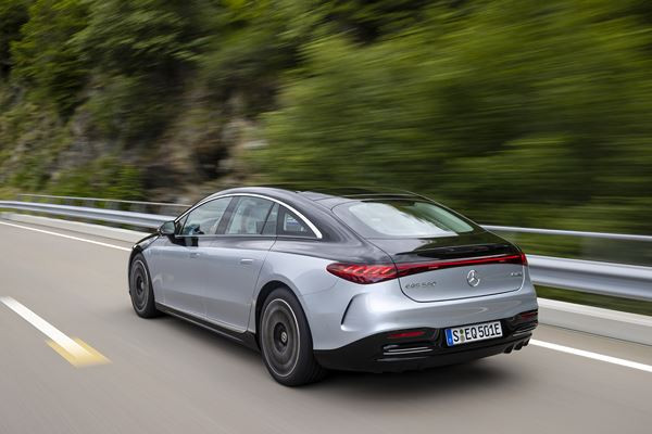 Mercedes EQS: la berline de luxe Mercedes-EQ trace la voie de l'électrique